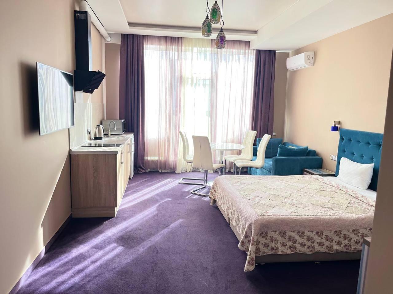 Horizon Hotel Odessa Exteriör bild