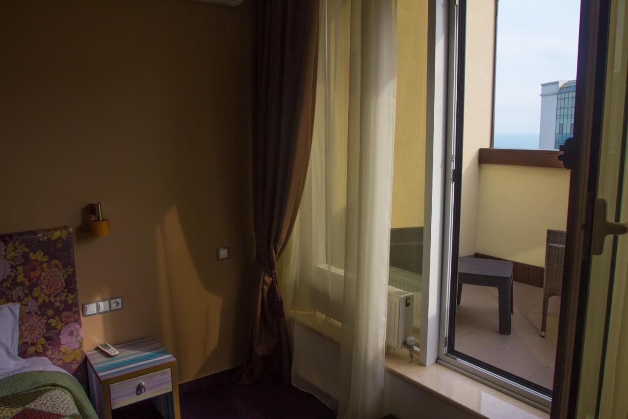 Horizon Hotel Odessa Exteriör bild